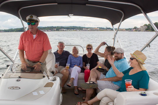 Captain Jacks Lake cruise on Lake Hamilton